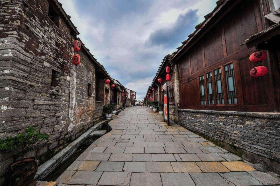 边境之旅